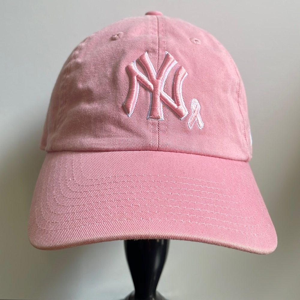 New Era hat- Pink Yankees & Breast Cancer Awareness